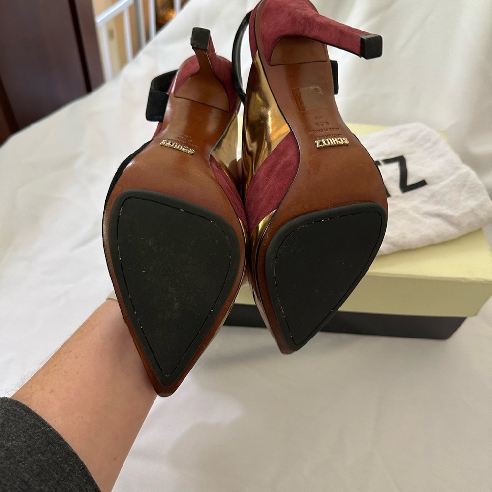 Schutz Pumps - Picture 2 of 7